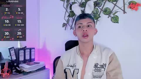 Apolo online show from April 17, 4:10 pm