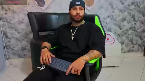 APOLO  online show from March 17, 9:51 pm