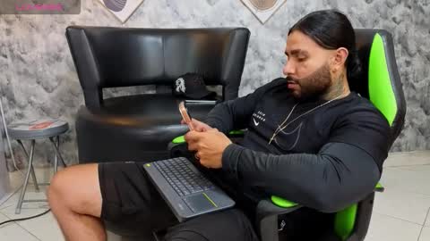 APOLO  online show from March 27, 10:53 pm