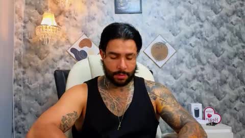 APOLO  online show from April 10, 10:25 pm