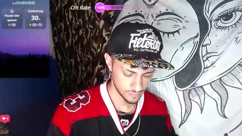 Snapshot of apolo_s chatting on December 12, 8:25 am Andres online show from December 12, 8:25 am