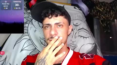 Snapshot of apolo_s chatting on January 18, 3:20 am Andres online show from January 18, 3:20 am