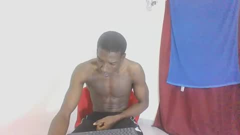 Snapshot of apoloblackbig chatting on February 16, 4:10 pm apoloblackbig online show from February 16, 4:10 pm