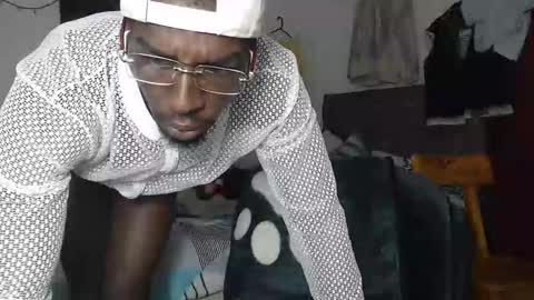 apoloblackbig online show from November 3, 6:09 pm