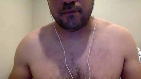 Snapshot of applesauce1584 chatting on January 31, 3:22 pm Display Name online show from January 31, 3:22 pm