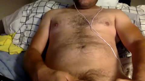 Snapshot of applesauce1584 chatting on February 1, 12:37 pm Display Name online show from February 1, 12:37 pm