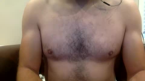 Snapshot of applesauce1584 chatting on February 14, 8:15 pm Display Name online show from February 14, 8:15 pm