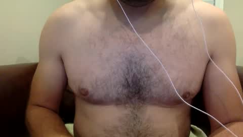 Snapshot of applesauce1584 chatting on March 10, 1:34 am Display Name online show from March 10, 1:34 am