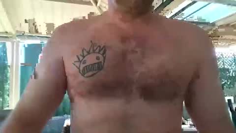 Snapshot of appletree9x6 chatting on January 11, 2:27 am Appletree online show from January 11, 2:27 am