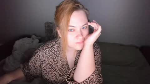 appleyummybuns online show from May 15, 11:12 pm