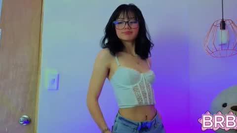   online show from March 27, 11:54 am