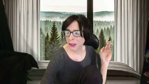 April Strife online show from December 3, 5:31 am