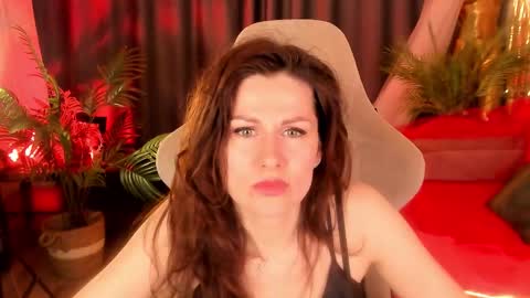 aprill_o_nill online show from March 21, 5:38 pm