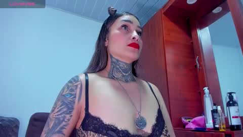 Aprill Vagner online show from January 14, 1:15 am