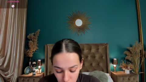 Snapshot of aprilwon chatting on February 27, 12:56 pm April online show from February 27, 12:56 pm