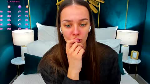 Snapshot of aprilwon chatting on February 8, 6:06 am April online show from February 8, 6:06 am