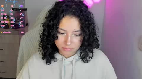 aqua emilly online show from November 20, 11:26 pm