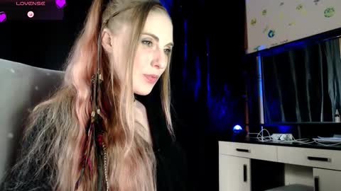 aqualen online show from March 26, 1:06 pm