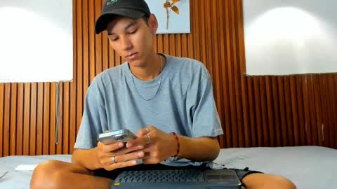 aquarius_xxx online show from October 31, 11:55 am