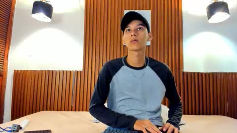 aquarius_xxx online show from November 5, 11:21 am