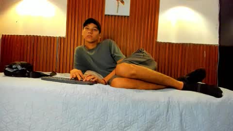 aquarius_xxx online show from November 11, 12:05 pm