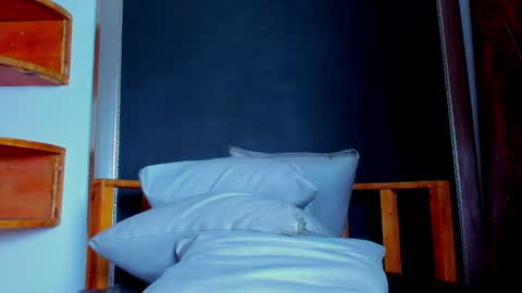 AquilesElpapi online show from March 31, 1:51 am