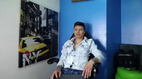 aquilestaylor online show from June 22, 1:08 pm