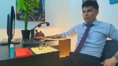 aquilestaylor online show from July 4, 2:56 pm