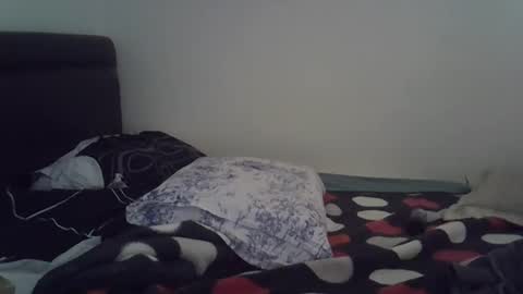 ar2r13 online show from October 27, 12:53 pm