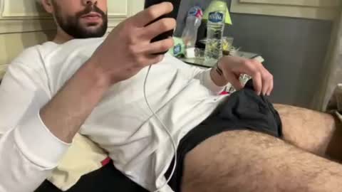 Snapshot of arabman991 chatting on February 26, 1:00 am Egyptian Man online show from February 26, 1:00 am