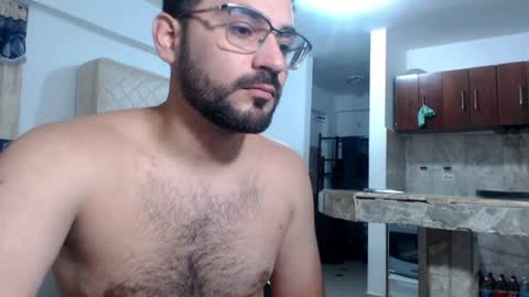 Snapshot of araboys chatting on August 1, 3:17 am Youssef Alkhoury online show from August 1, 3:17 am