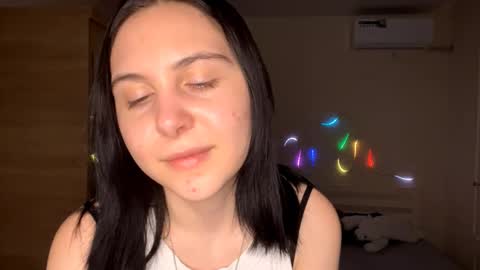 Snapshot of arabunyan chatting on February 5, 4:33 pm Emi online show from February 5, 4:33 pm