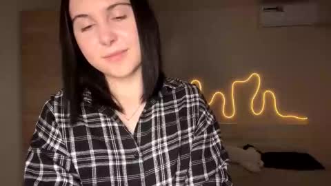 Snapshot of arabunyan chatting on February 11, 4:45 pm Emi online show from February 11, 4:45 pm