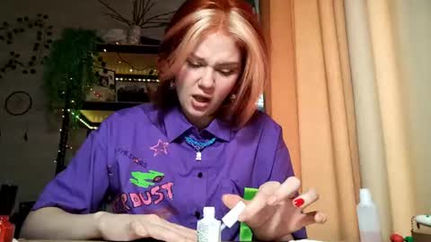 Snapshot of aracelisisofo chatting on July 17, 12:34 pm Sarah online show from July 17, 12:34 pm