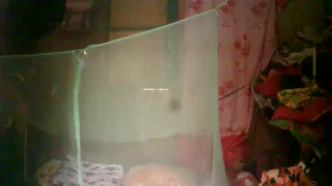 arahbella143241780 online show from May 23, 5:12 am