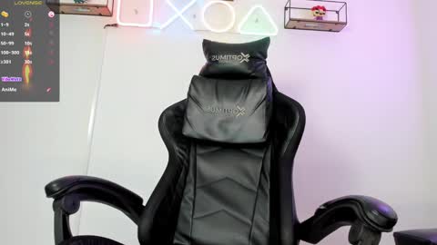 Arceluz  online show from February 11, 11:33 pm