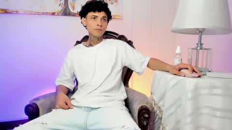 Arceluz  online show from March 12, 8:10 pm