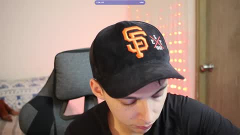 ARCHIBALDO online show from April 10, 12:16 am