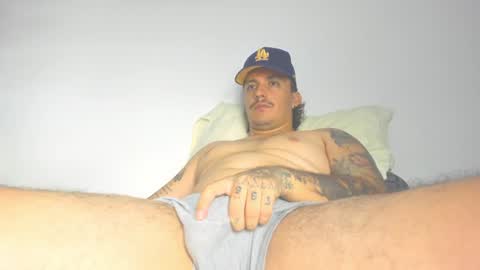 Snapshot of archie_1234 chatting on February 2, 3:21 am Archie online show from February 2, 3:21 am