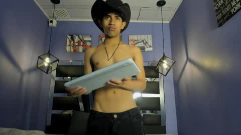 Archie online show from April 4, 3:16 am