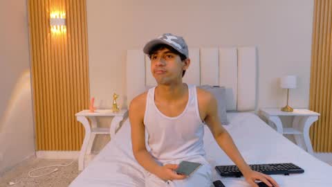 Archie online show from April 8, 3:28 am