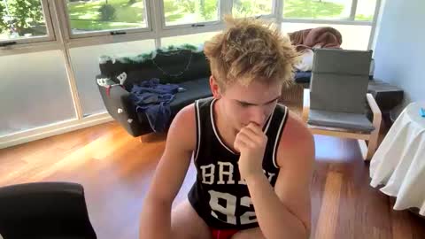 Archie online show from December 18, 12:44 pm