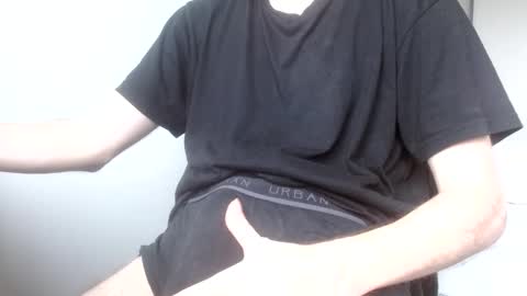 Snapshot of arekusan6 chatting on February 21, 8:15 am Arek online show from February 21, 8:15 am