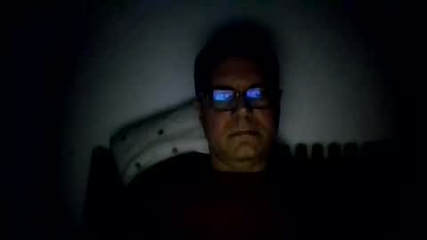 Snapshot of arener0 chatting on February 2, 12:09 am arener0 online show from February 2, 12:09 am