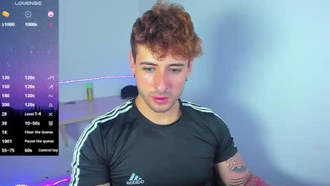 Snapshot of ares_blue chatting on November 3, 1:23 pm ares blue online show from November 3, 1:23 pm