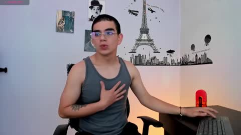 Snapshot of ares_johnsonn chatting on January 14, 11:58 pm Ares online show from January 14, 11:58 pm