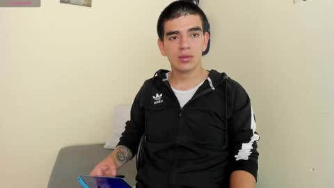 Snapshot of ares_johnsonn chatting on January 24, 8:54 pm Ares online show from January 24, 8:54 pm