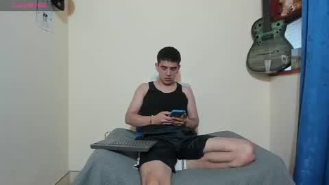 Snapshot of ares_johnsonn chatting on February 11, 3:51 pm Ares online show from February 11, 3:51 pm