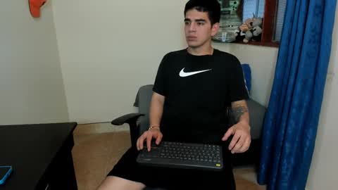 Snapshot of ares_johnsonn chatting on February 24, 12:48 pm Ares online show from February 24, 12:48 pm