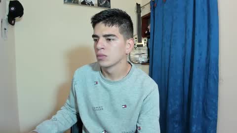 Snapshot of ares_johnsonn chatting on March 10, 12:04 pm Ares online show from March 10, 12:04 pm